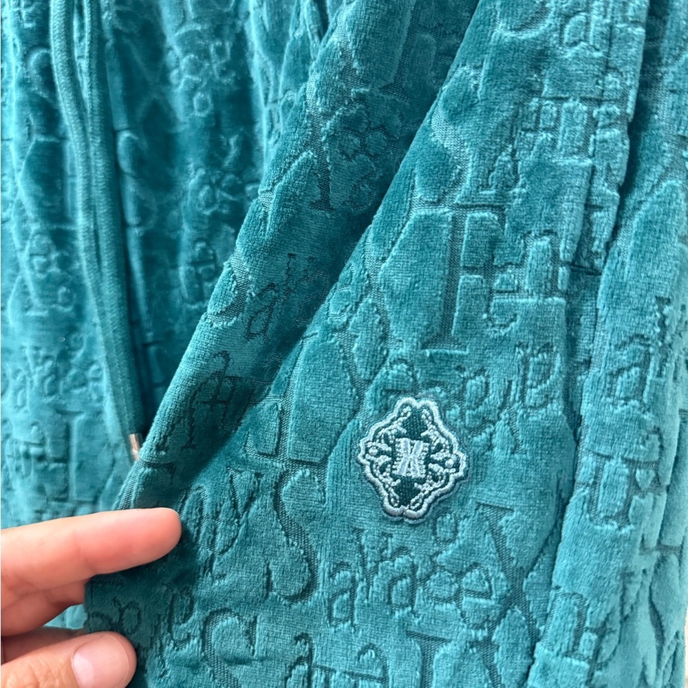 Savage X Fenty SIGNATURE SCRIPT VELOUR PINTUCK
PA… - image 8